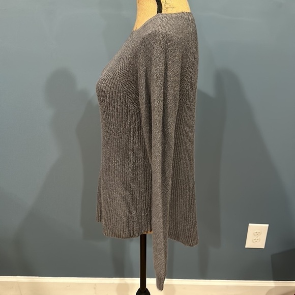 Athleta long sleeve/light sweater size medium women’s - Picture 2 of 5